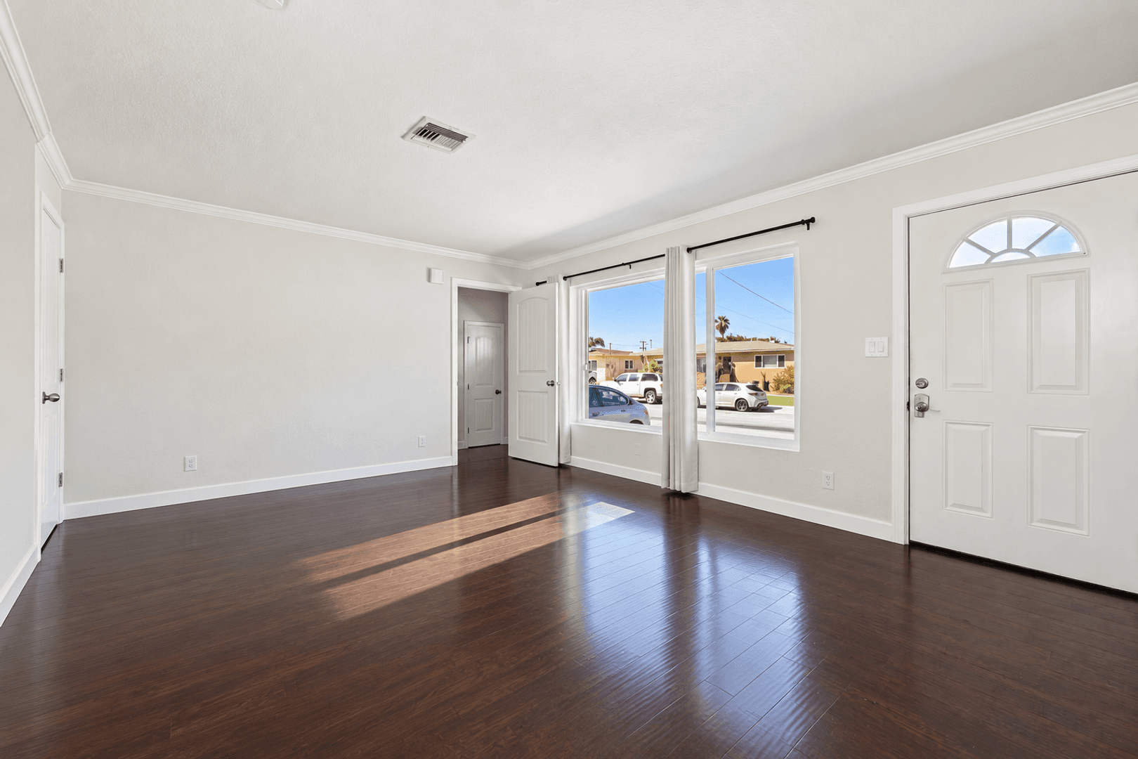 San Diego House: 6451 Richard Street