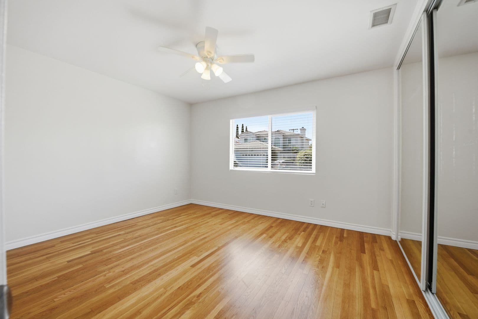 San Diego House: 6230 Rose Street