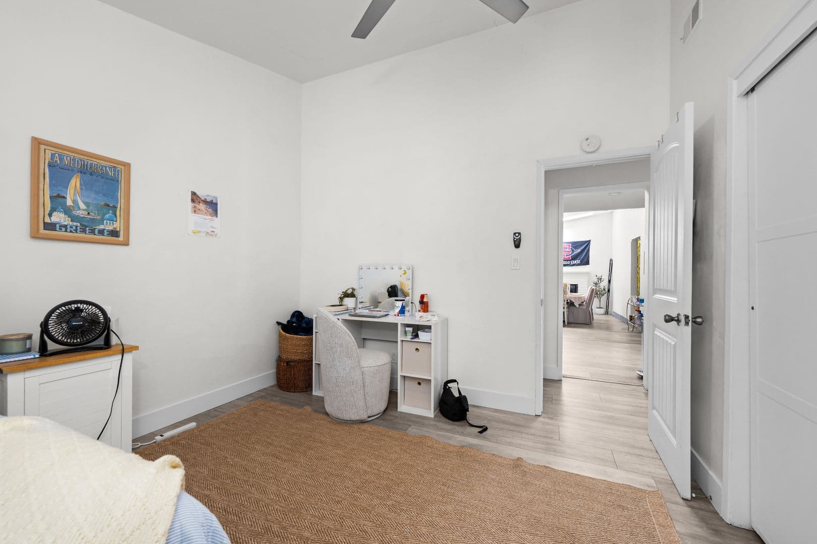 San Diego House: 5332-5334 Redding Road