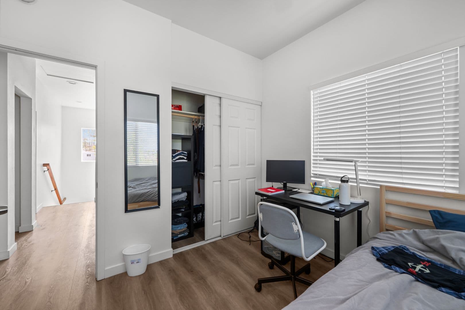 San Diego House: 5377 East Falls View Drive