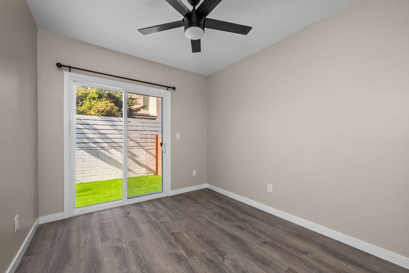San Diego House: 6248 Rose Street
