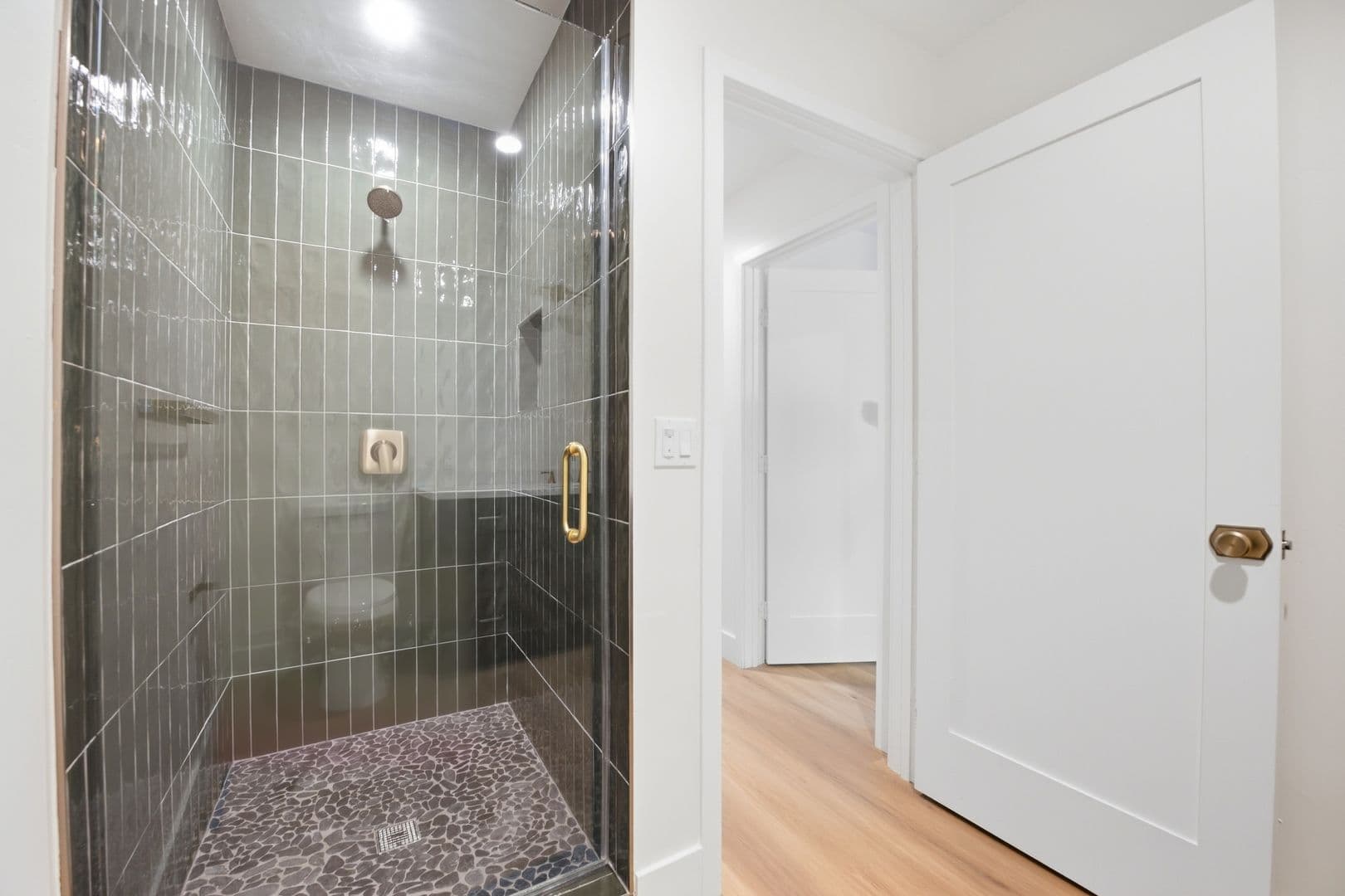 San Diego House: 5768 Campanile Drive