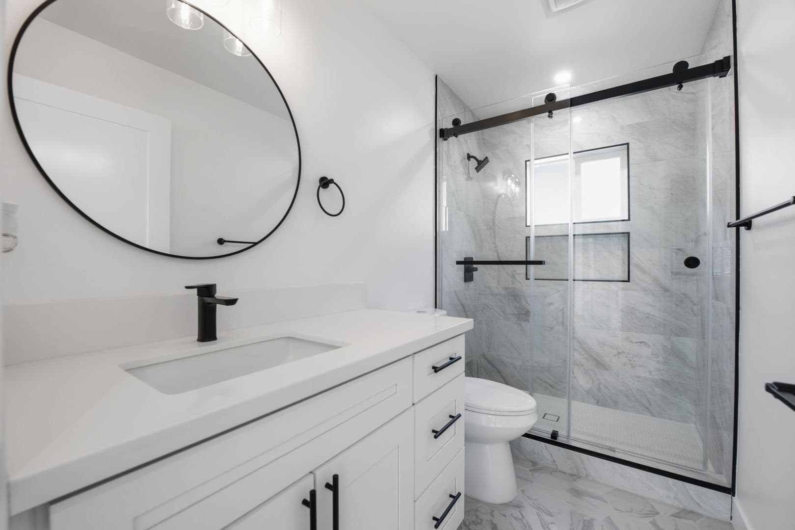 San Diego House: 5016 Chaparral Way