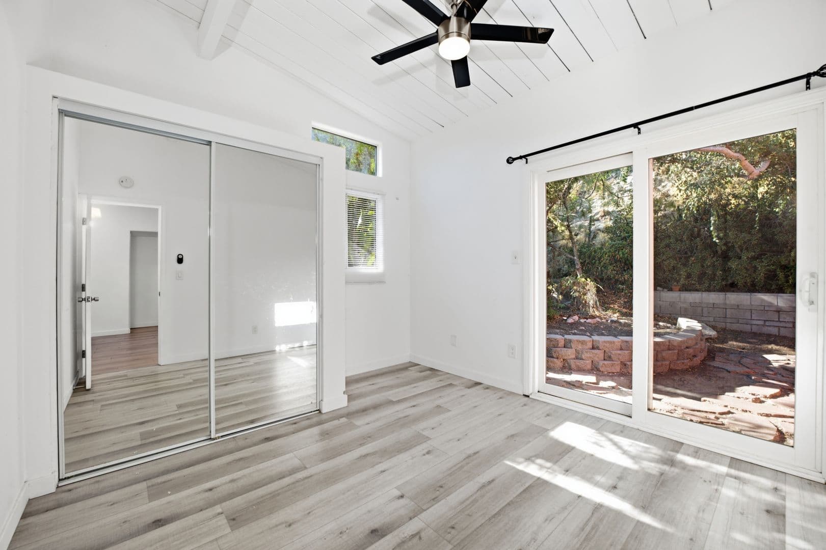 San Diego House: 4955 Baja Court