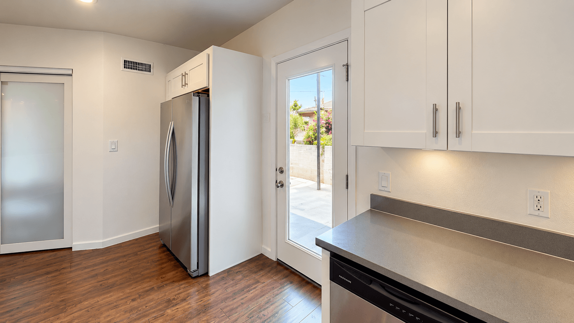 San Diego House: 5531 Mary Lane Drive
