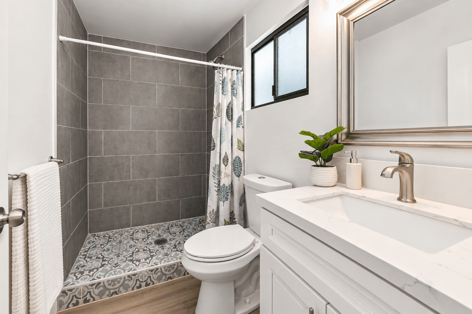 San Diego House: 5318 Redding Road