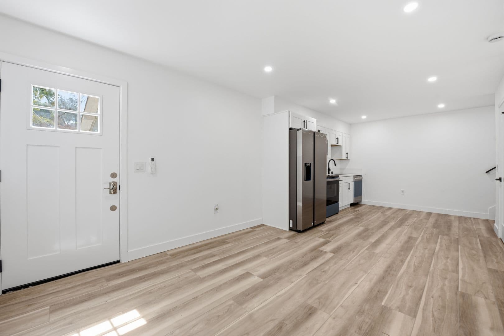 San Diego House: 5016 Chaparral Way