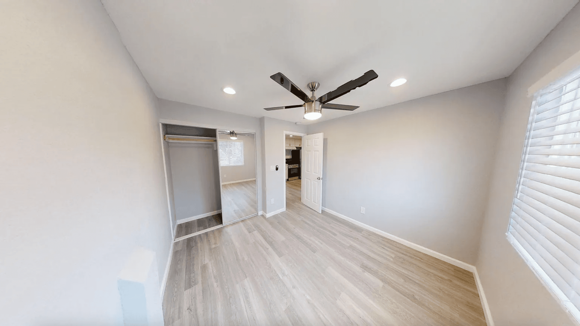 San Diego House: 5539-5541 Dorothy Drive