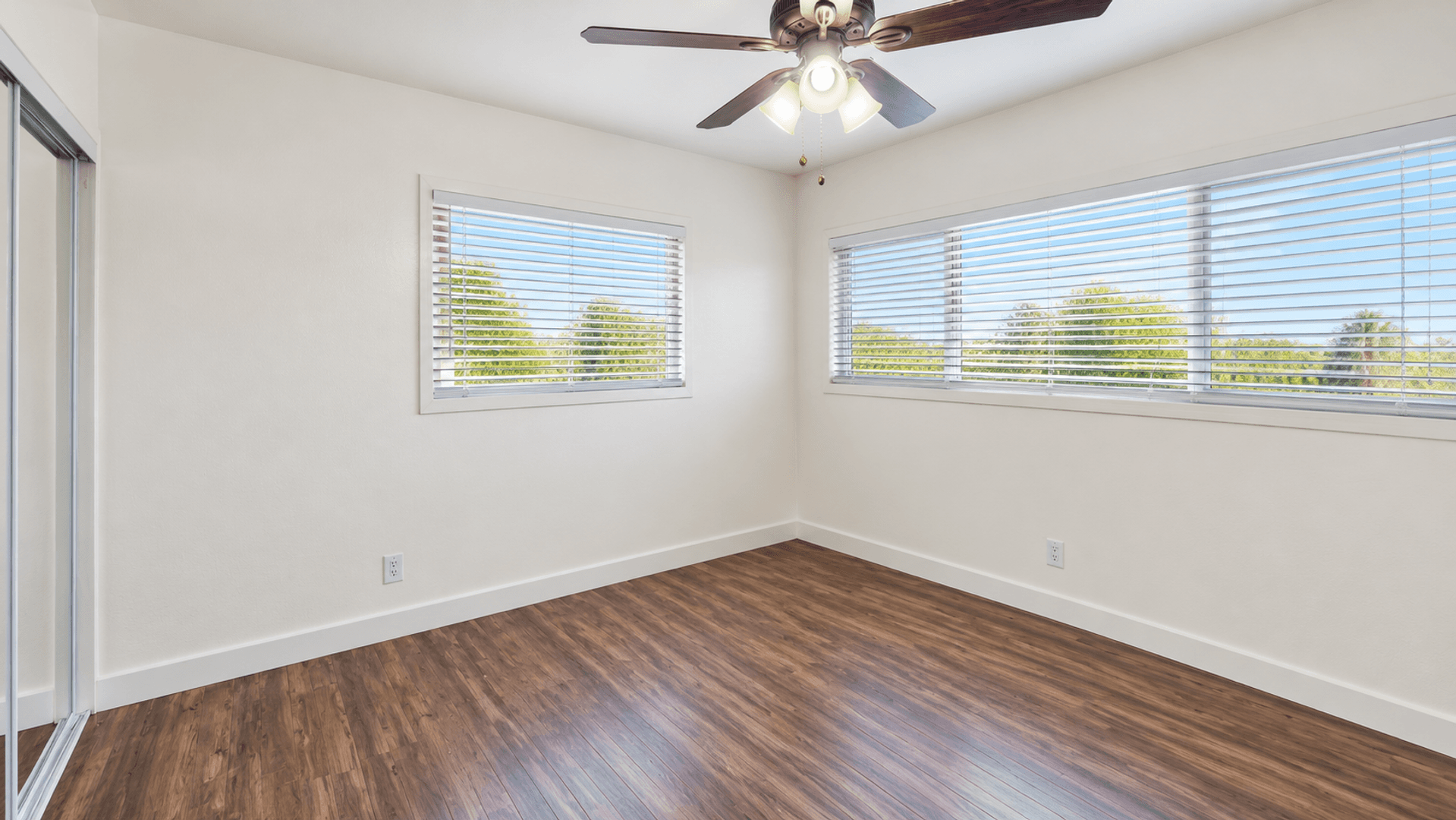 San Diego House: 5531 Mary Lane Drive