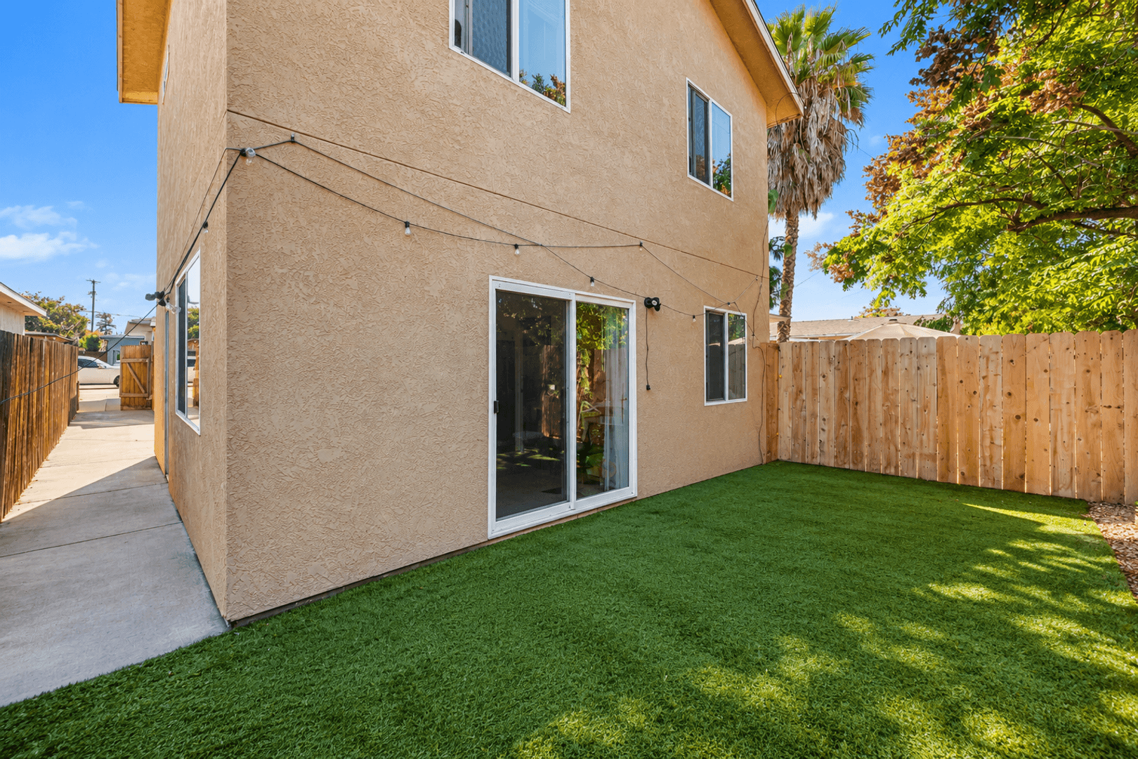 San Diego House: 6252 Dorothy Drive