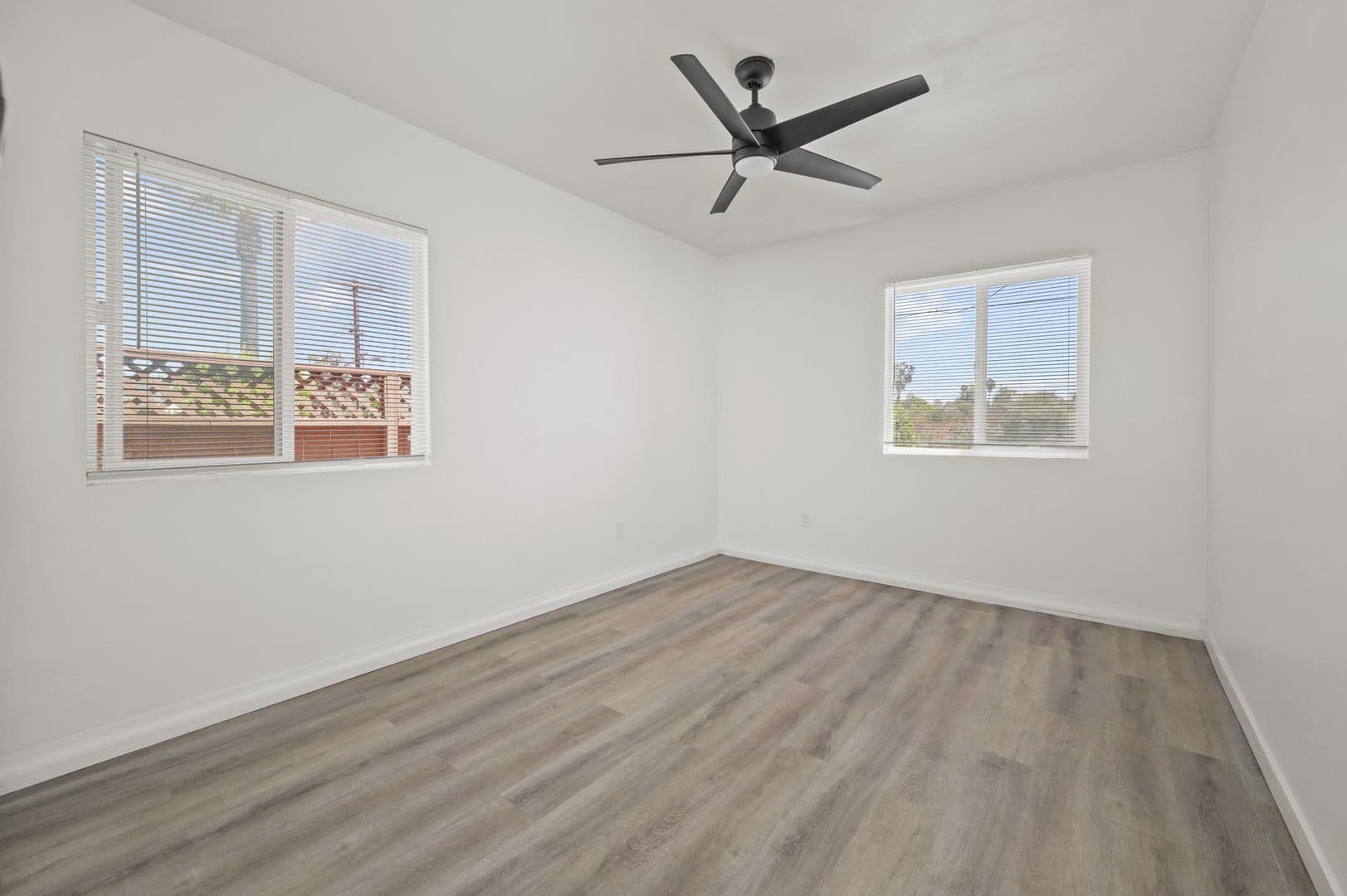 San Diego House: 5318-5320 Brockbank Place