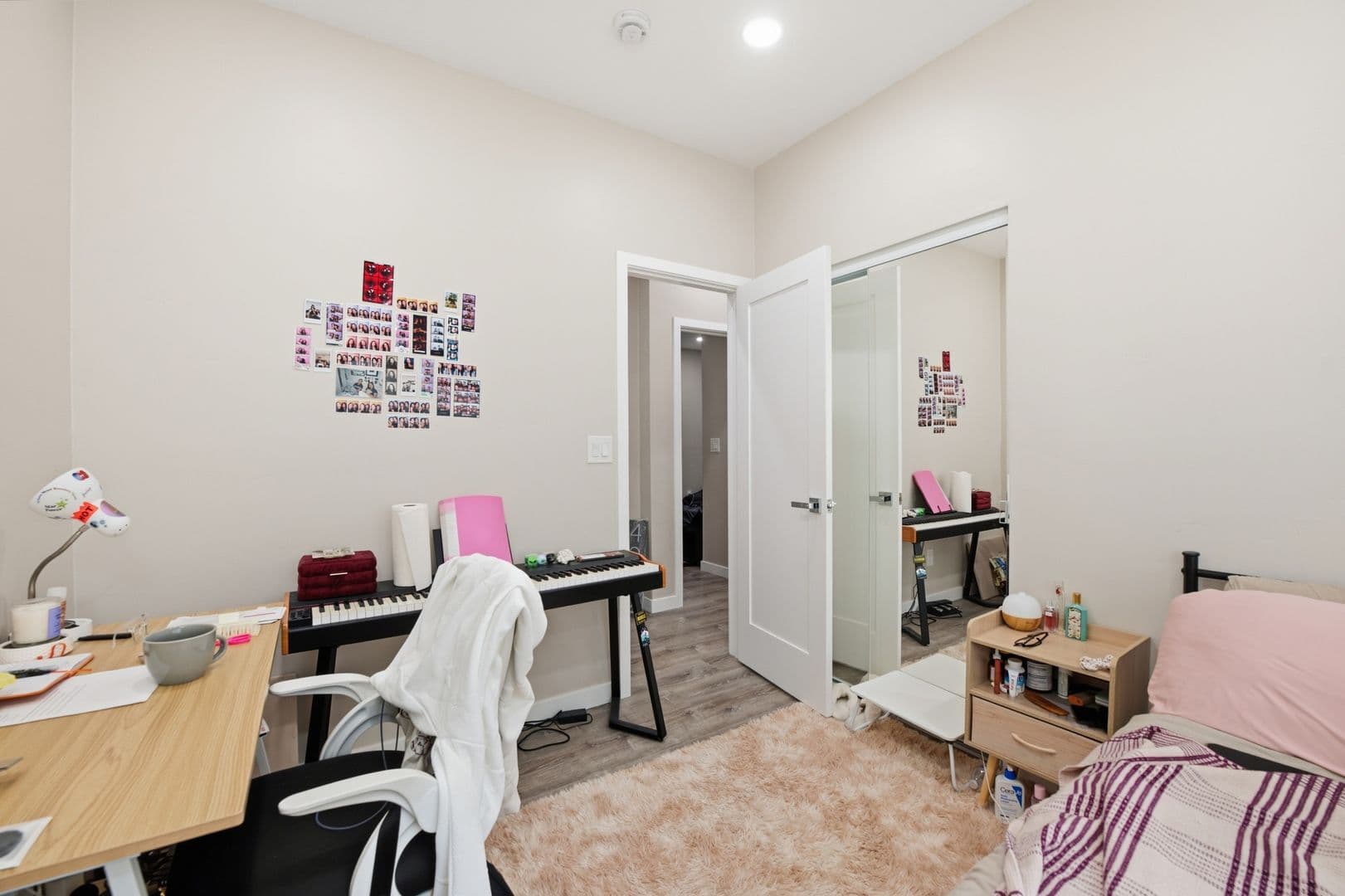 San Diego House: 4924-1 Tierra Baja Way