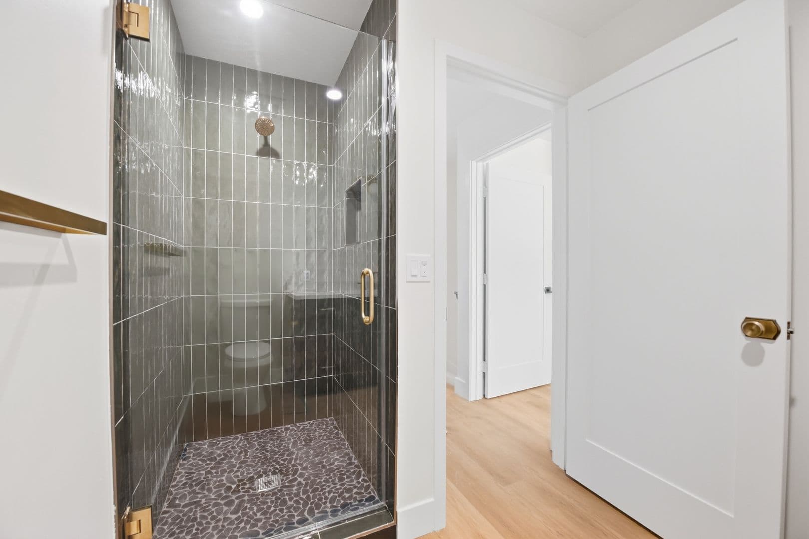 San Diego House: 5768 Campanile Drive