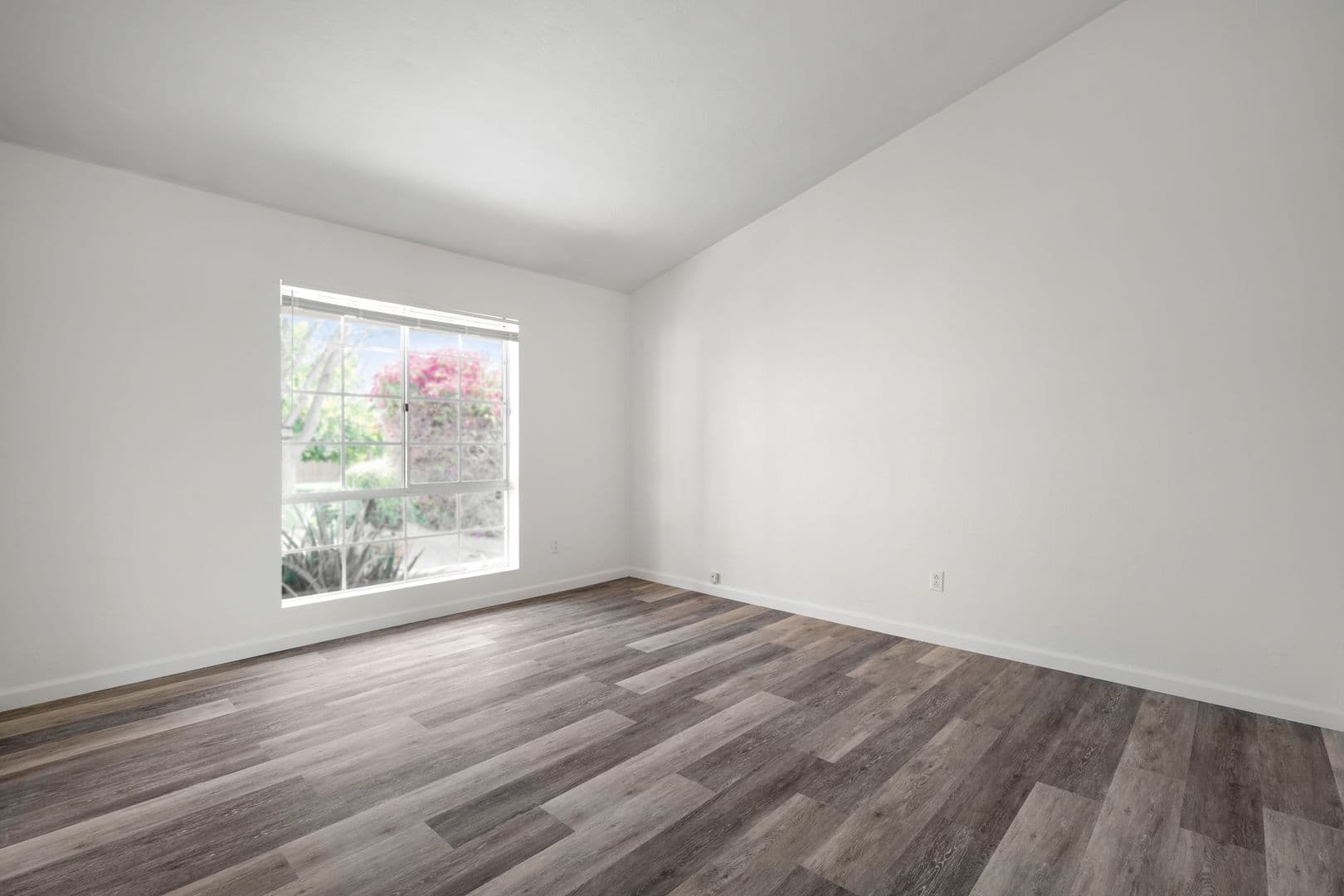San Diego House: 5288 Manhasset Drive