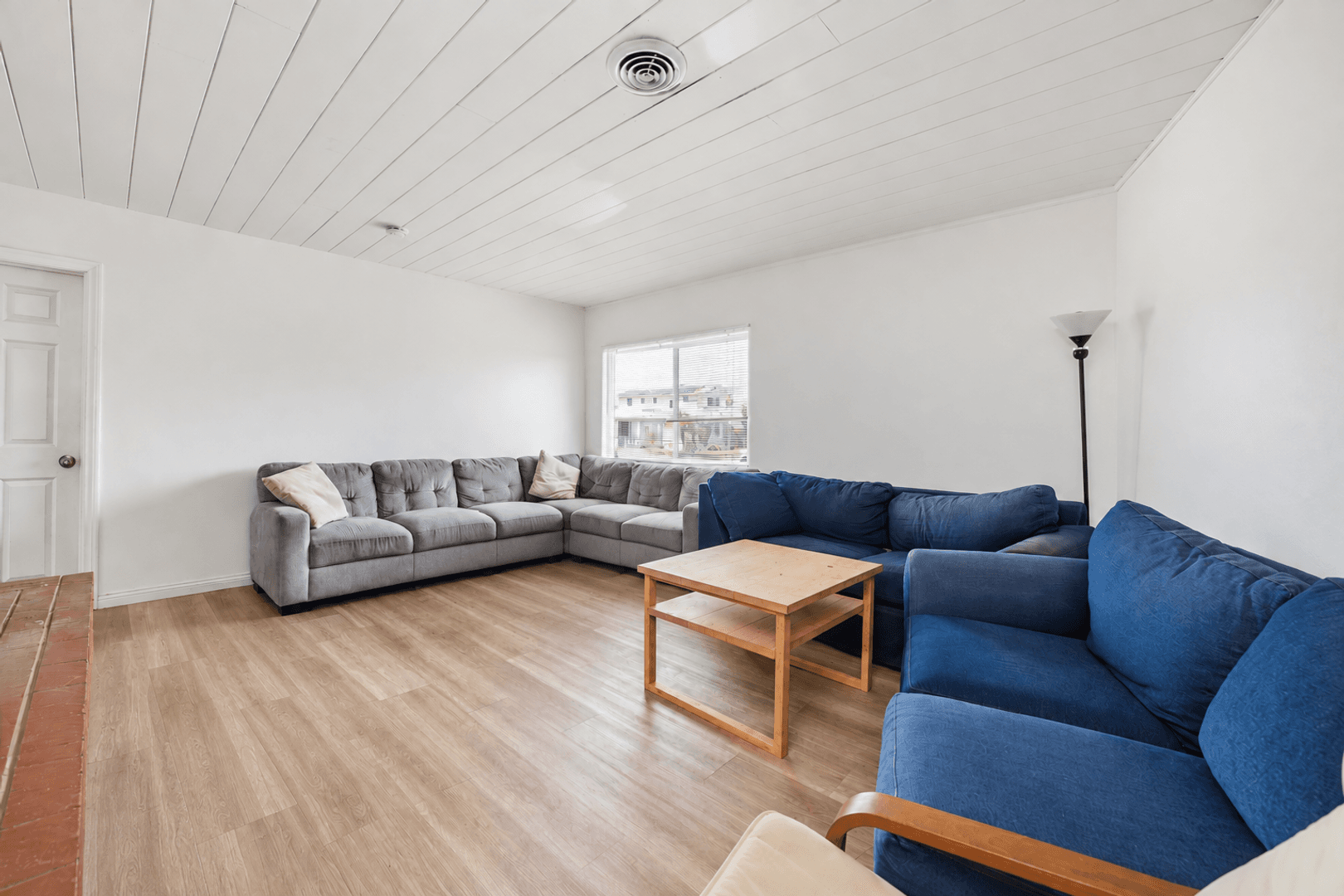 San Diego House: 5449-5451 Dorothy Drive