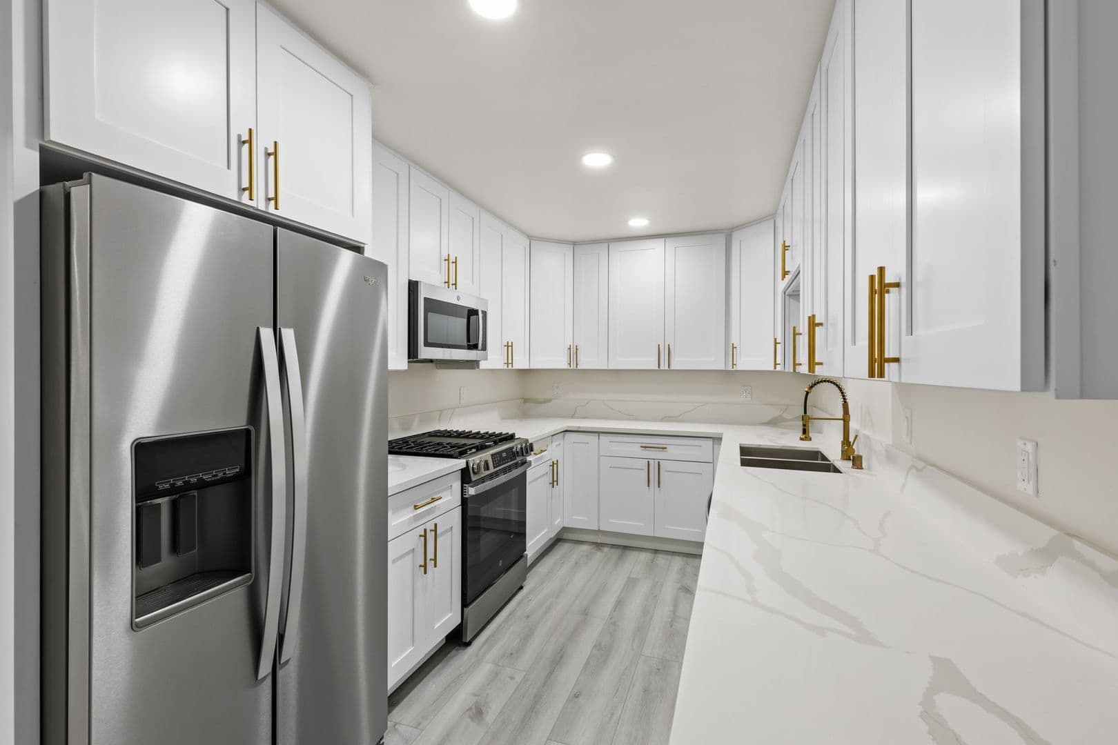 San Diego House: 6246 Rose Street