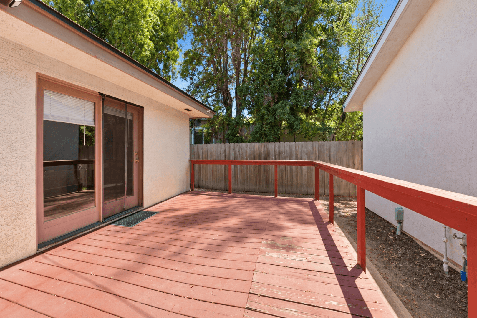 San Diego House: 5172 Brockbank Place