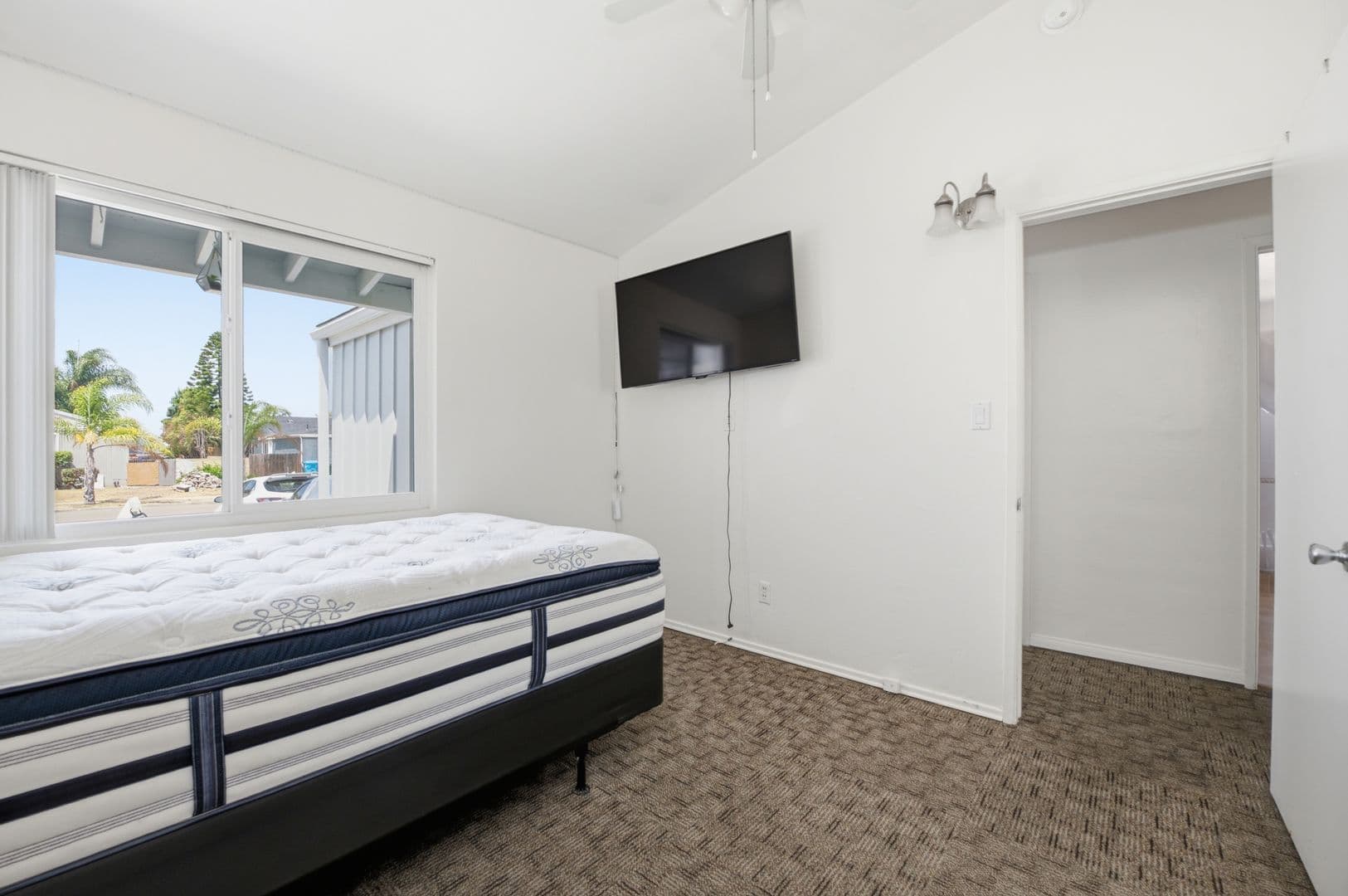 San Diego House: 5231 Remington Road
