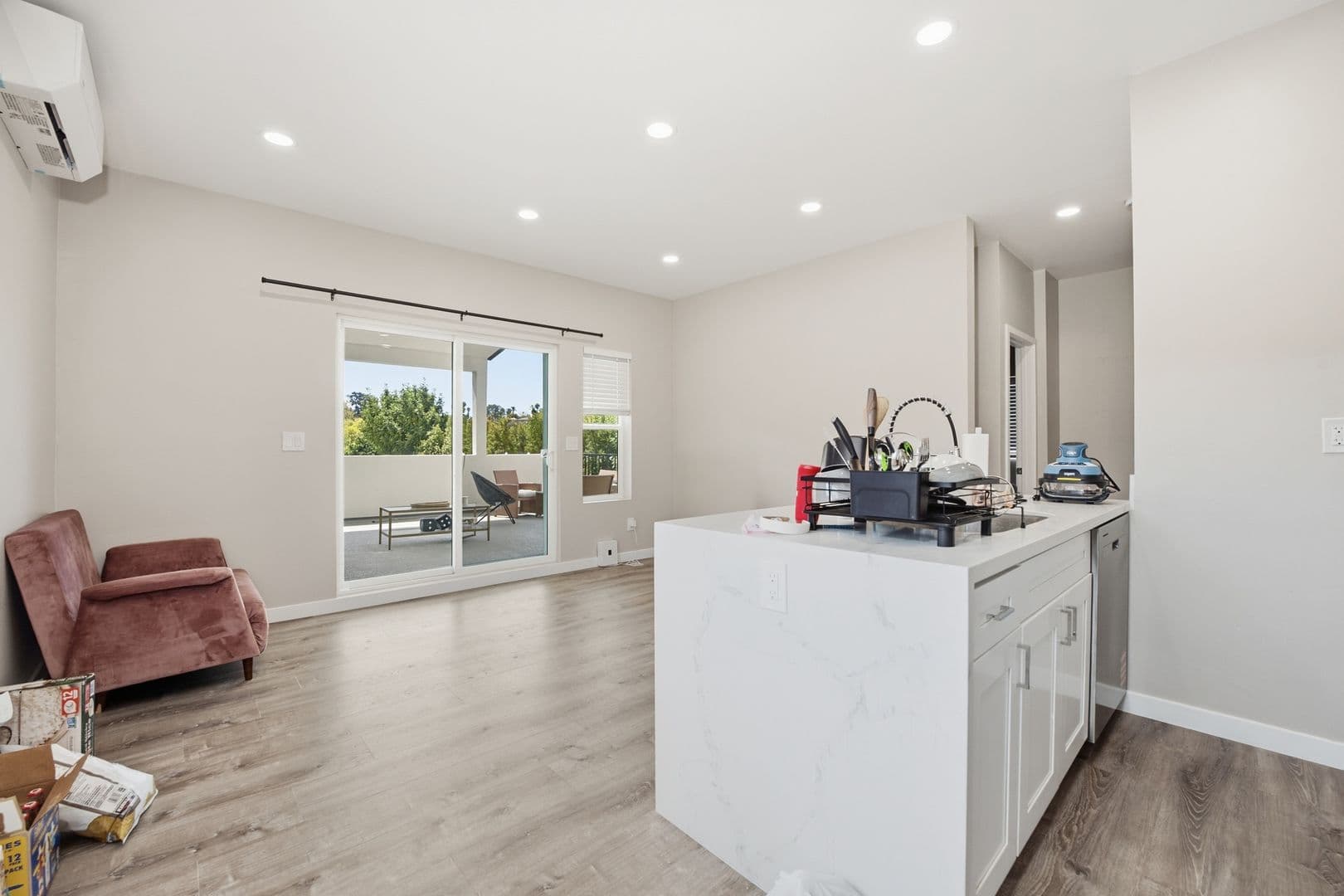 San Diego House: 4924-1 Tierra Baja Way
