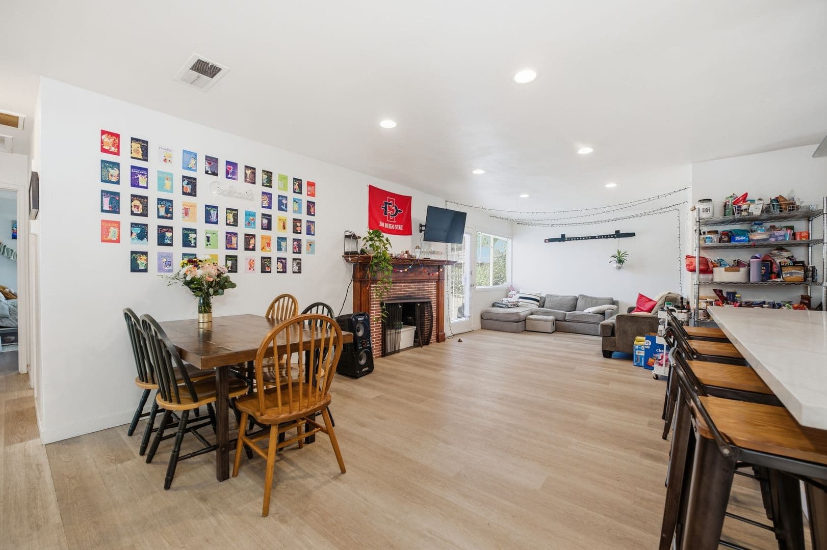 San Diego House: 5154 Brockbank Place