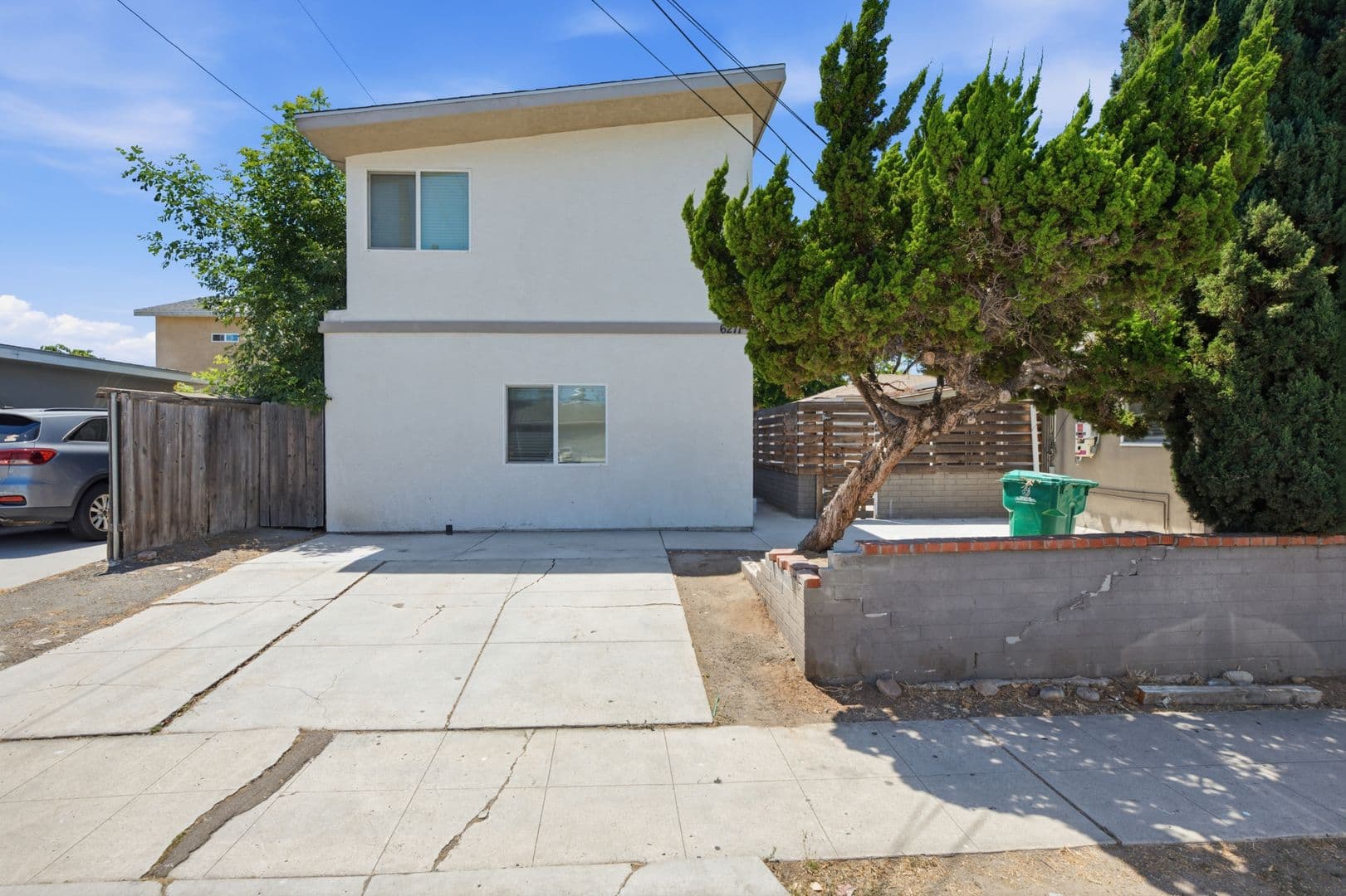 San Diego House: 6271 Mary Lane Drive