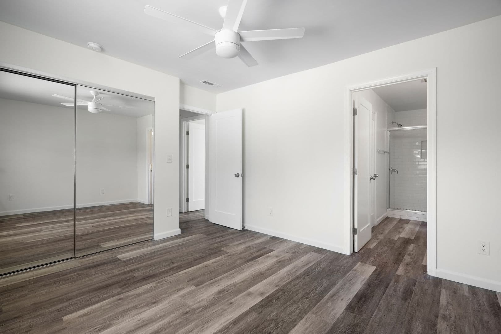 San Diego House: 5288 Manhasset Drive