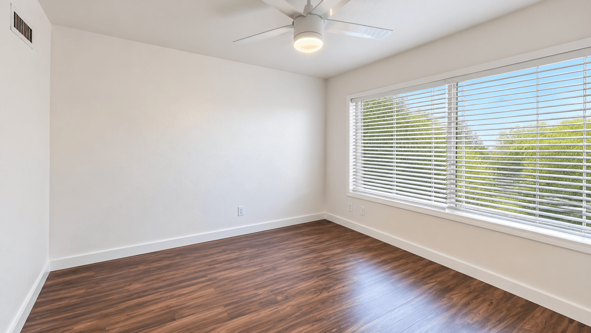 San Diego House: 5531 Mary Lane Drive