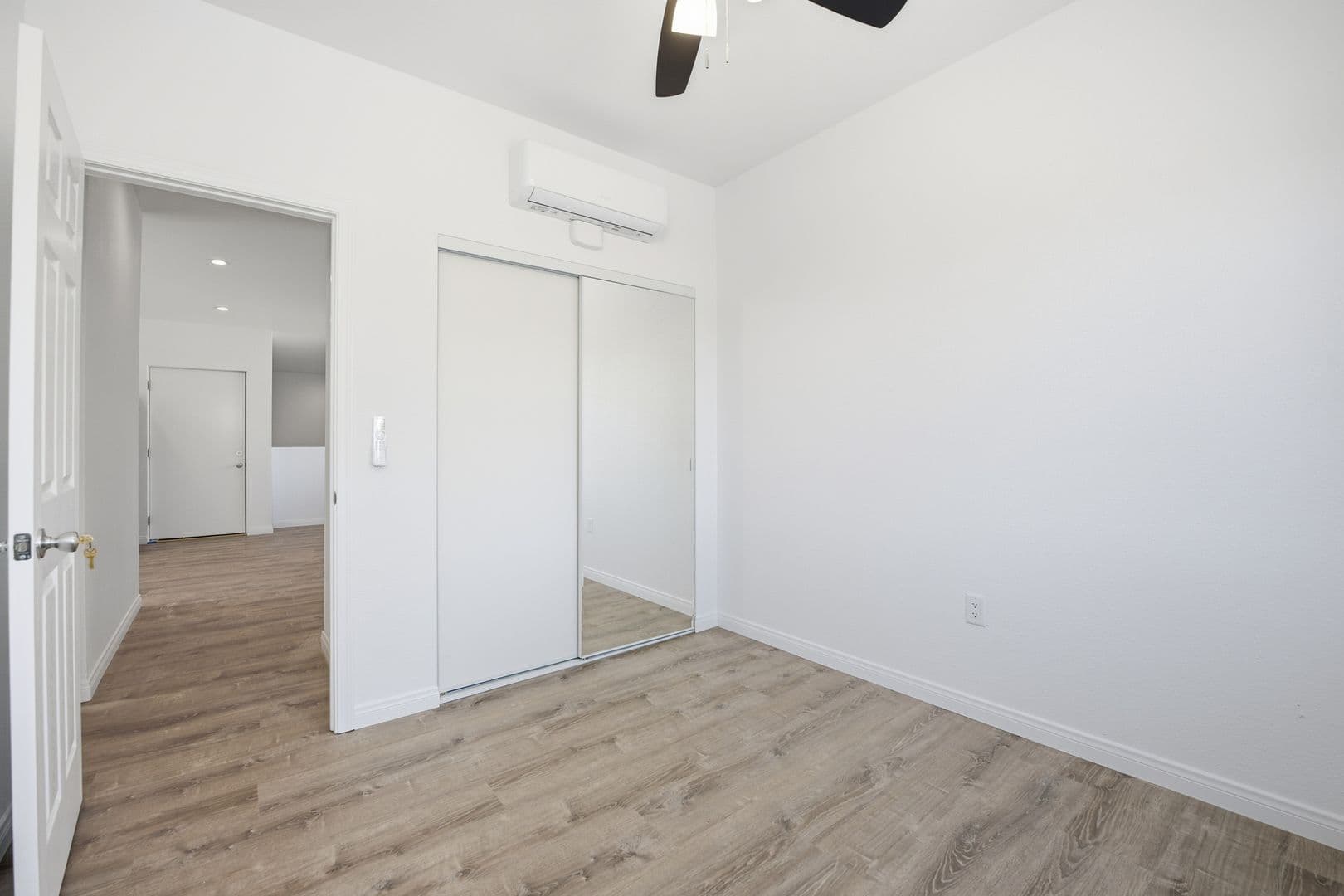 San Diego House: 5426 Brockbank Place
