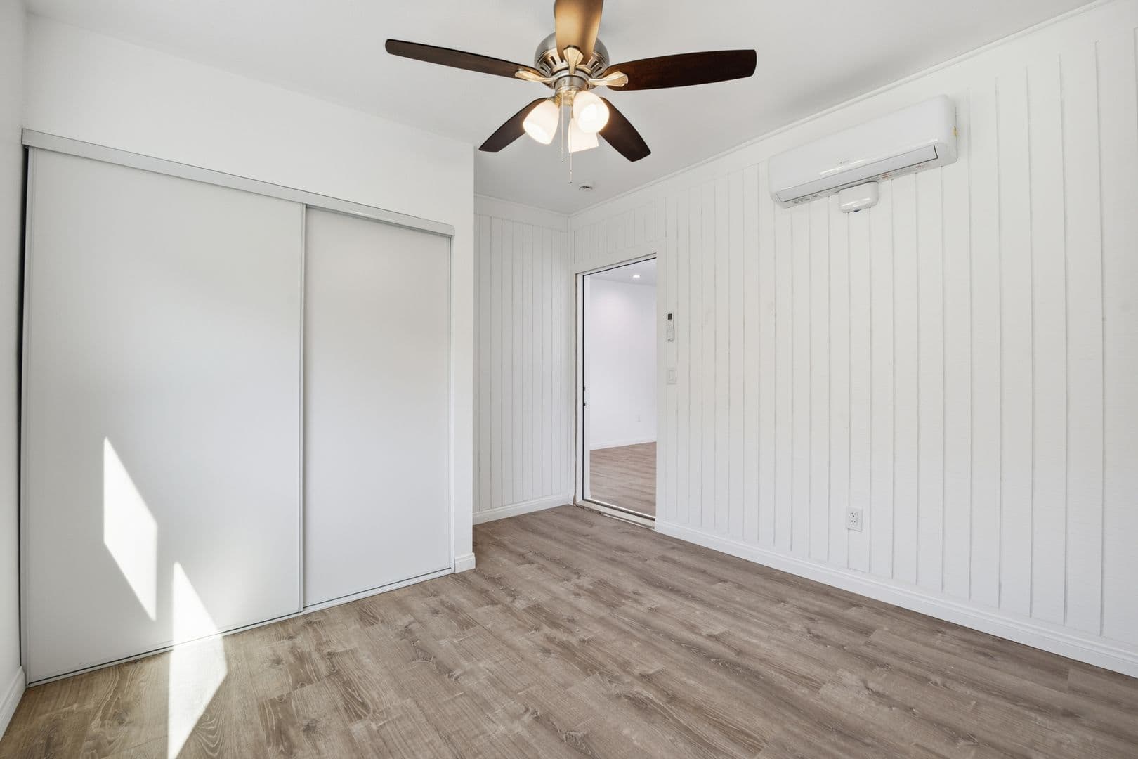 San Diego House: 5426 Brockbank Place