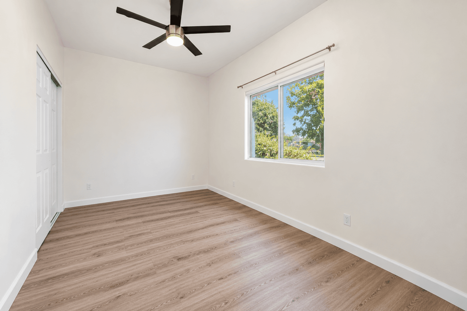 San Diego House: 5394 Redding Road