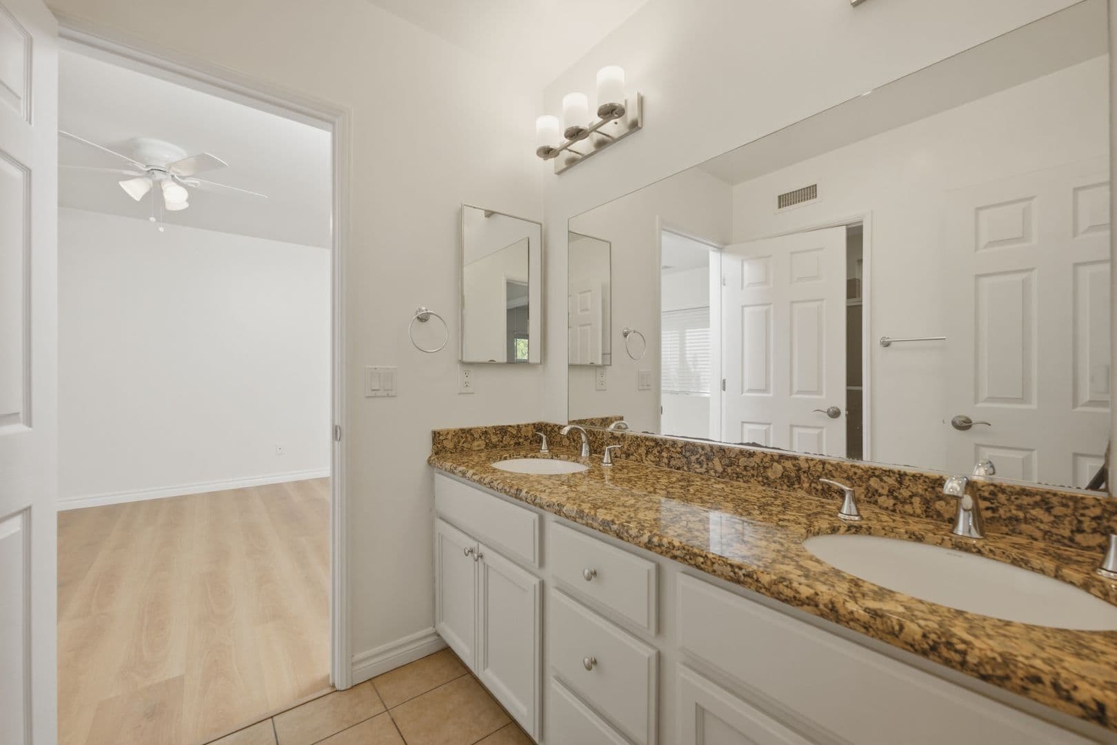 San Diego House: 6230 Rose Street