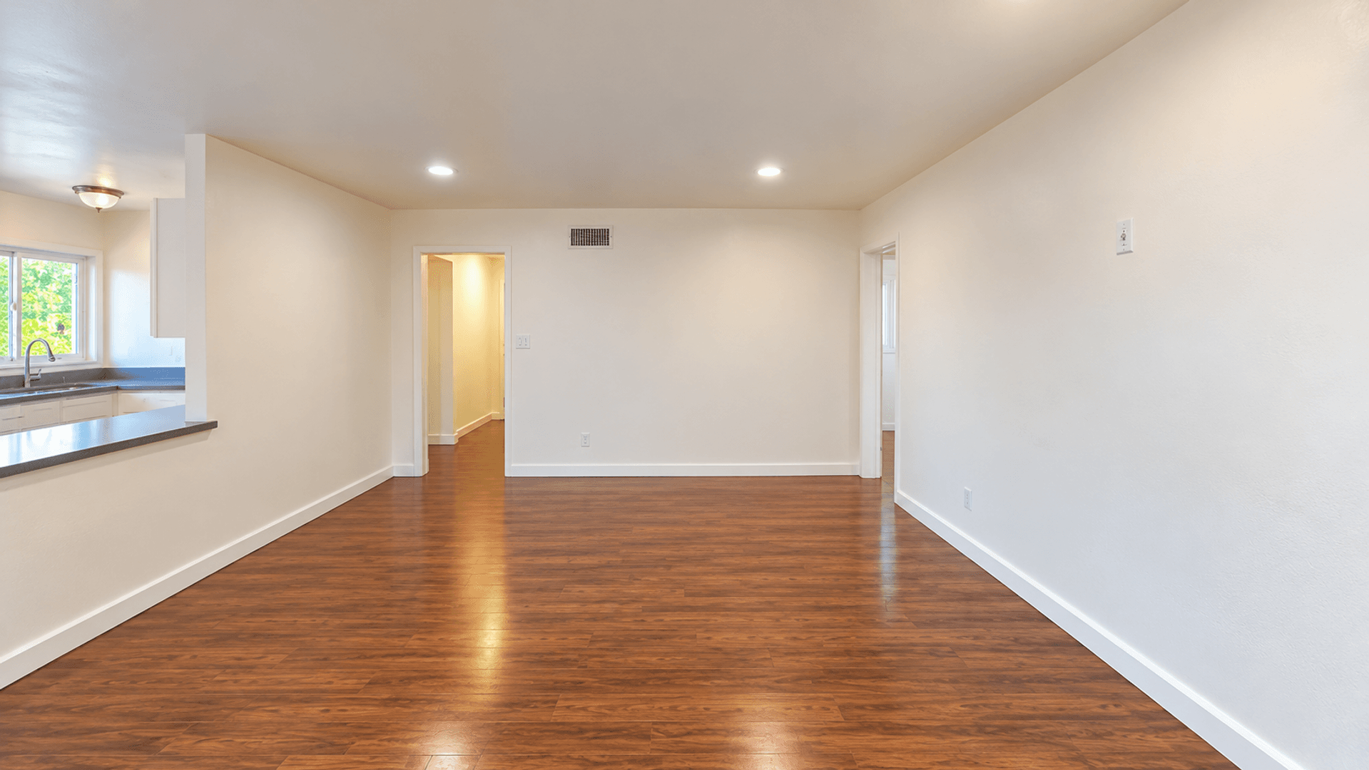 San Diego House: 5531 Mary Lane Drive