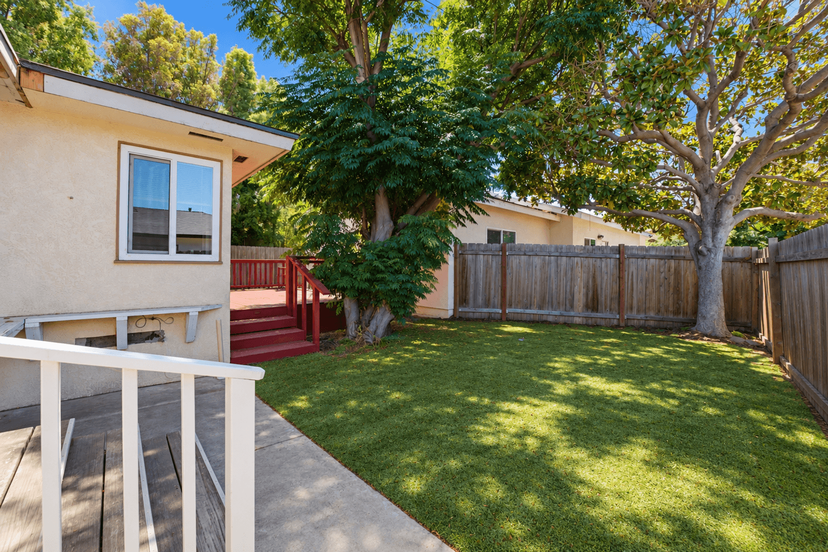 San Diego House: 5172 Brockbank Place