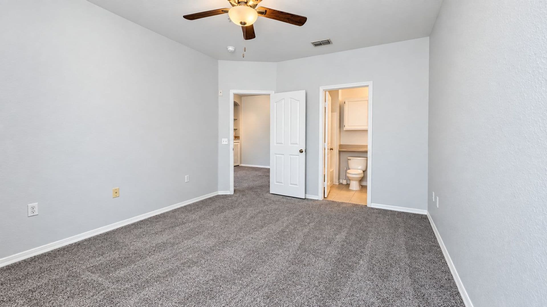Maitland Condo: 1150 Lake Shadow Cir. #3304