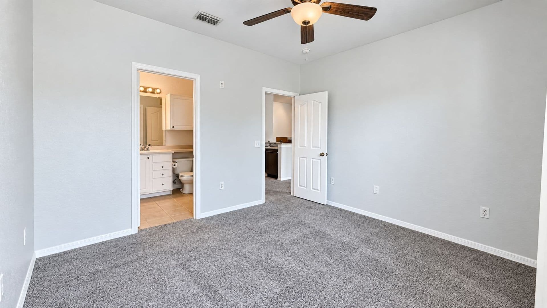 Maitland Condo: 1150 Lake Shadow Cir. #3304