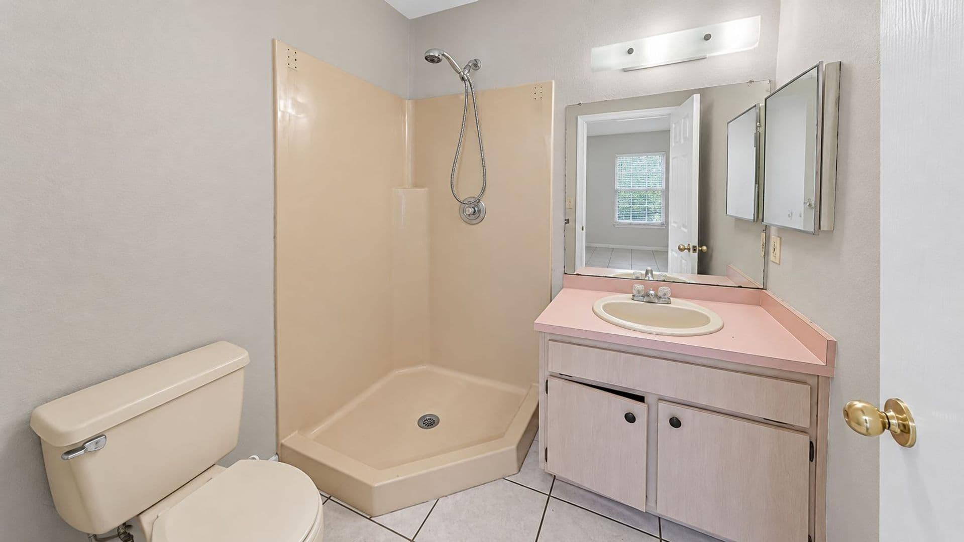 Spring Hill Apartment: 10352-10358 Hemlock St.