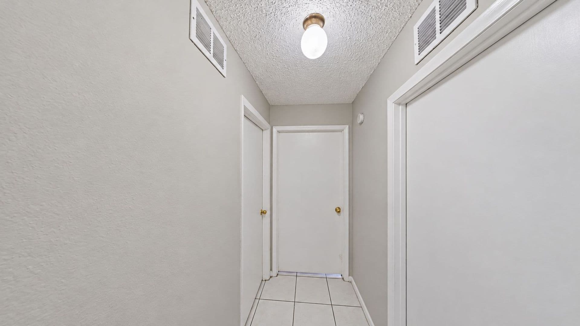 Spring Hill Apartment: 10352-10358 Hemlock St.