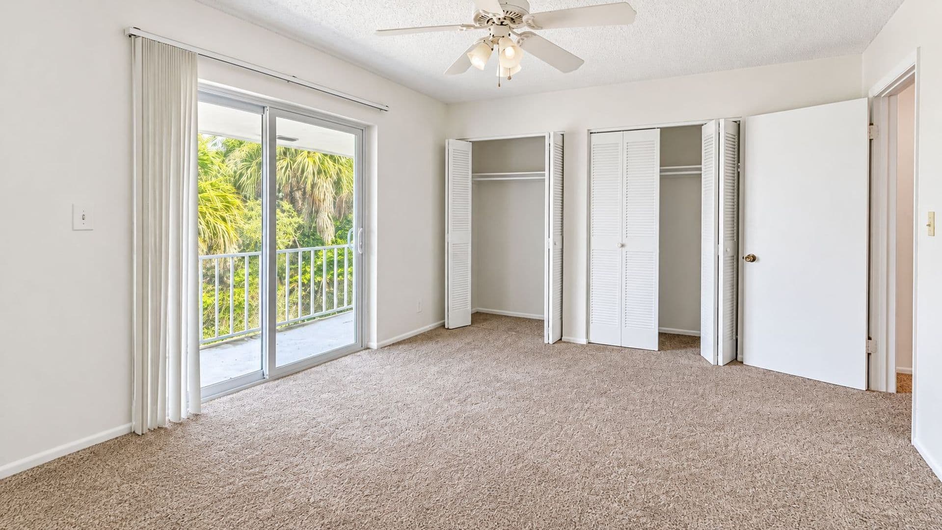 Melbourne Apartment: 2901 Albemarle St. C-4