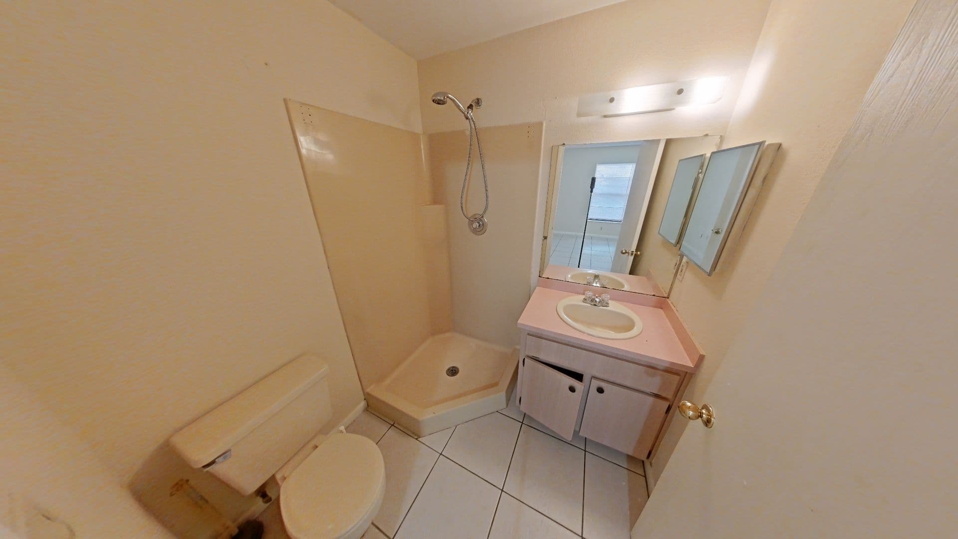 Spring Hill Apartment: 10352-10358 Hemlock St.