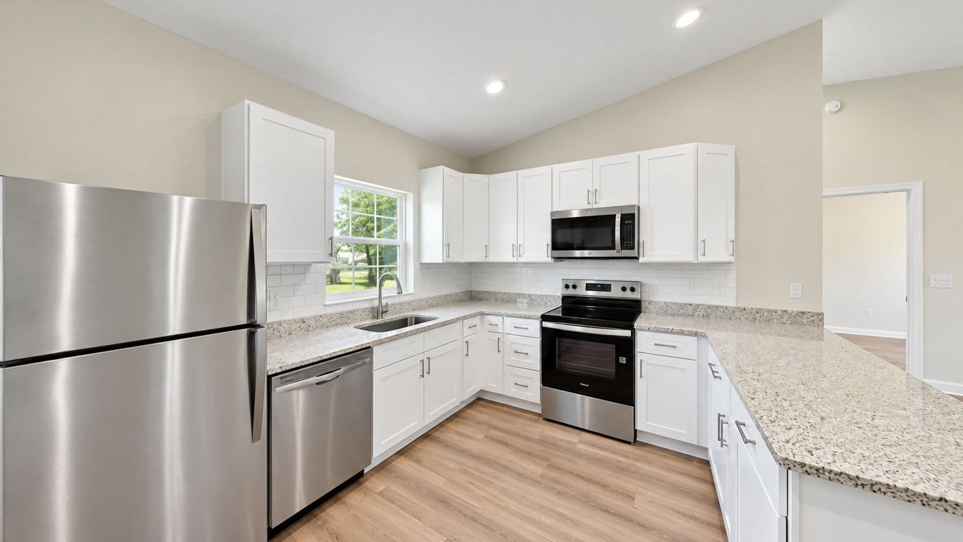 Dunnellon House: 11149 SW 109th Pl
