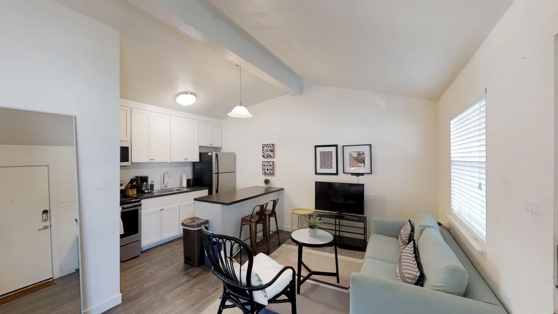 Austin Apartment: 1131 Hollow Creek