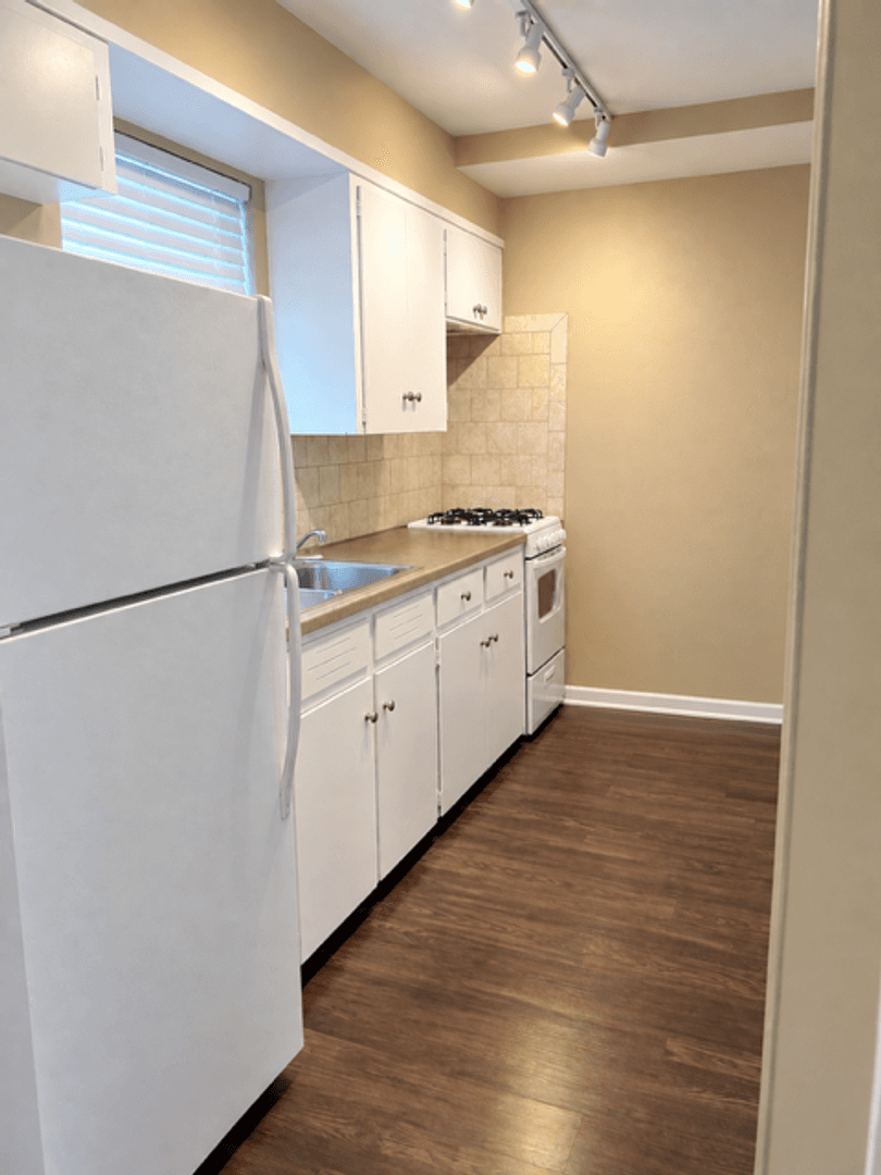 Austin Apartment: 1100 Blanco Street