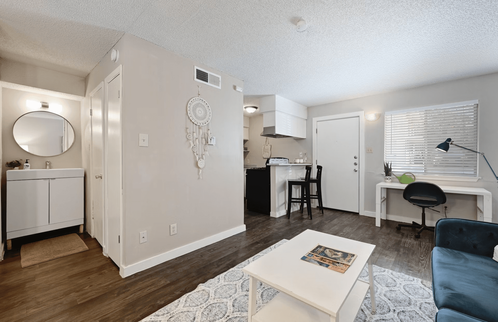 Austin Apartment: 502 Elmwood Pl