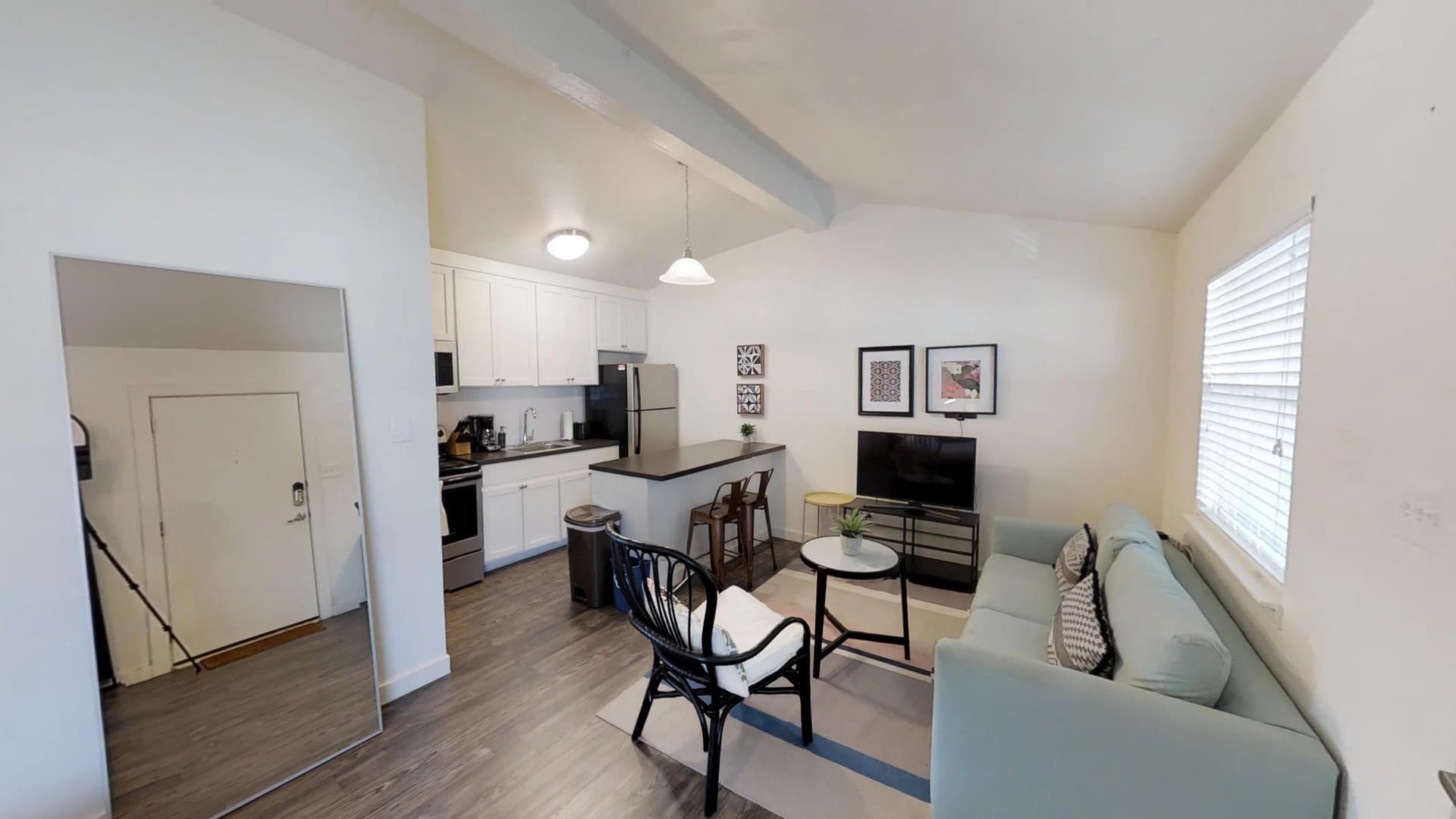 Austin Apartment: 1131 Hollow Creek