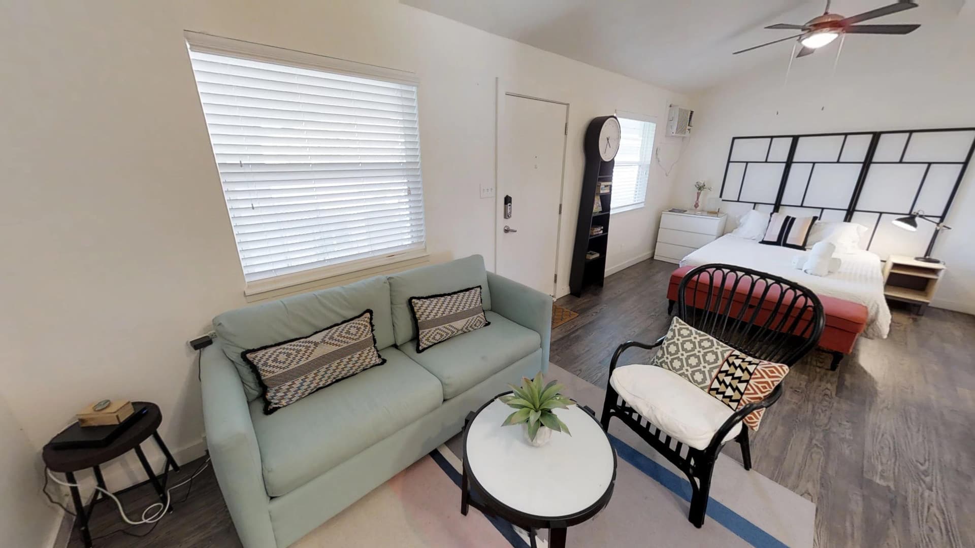 Austin Apartment: 1131 Hollow Creek