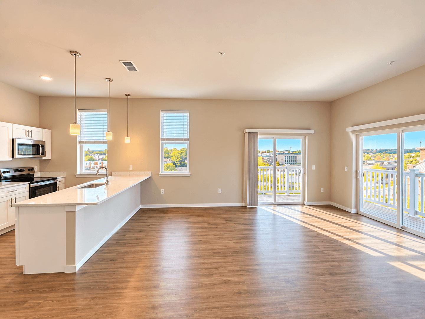 York Apartment: 212 N Beaver Street