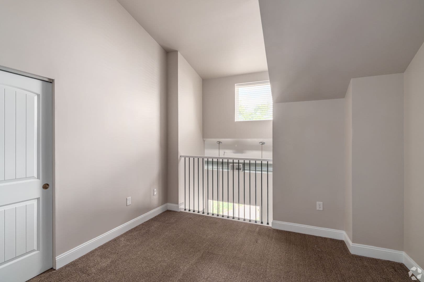 York Apartment: 200 5th Avenue