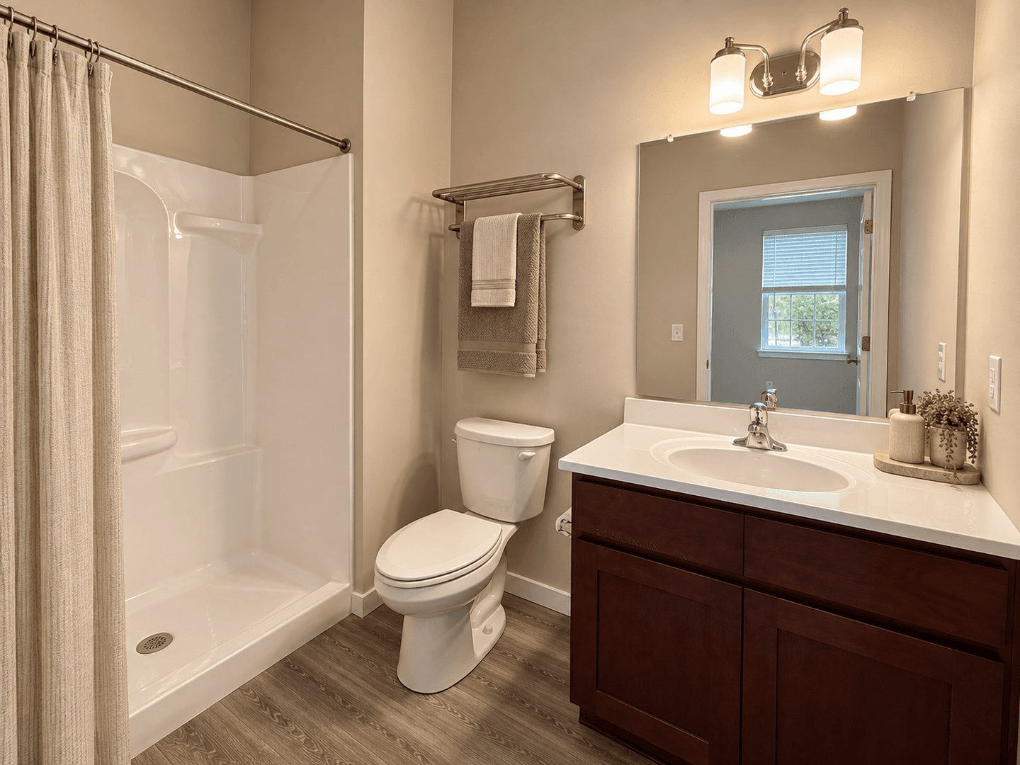 Carlisle Apartment: 5 Northside Village Lane