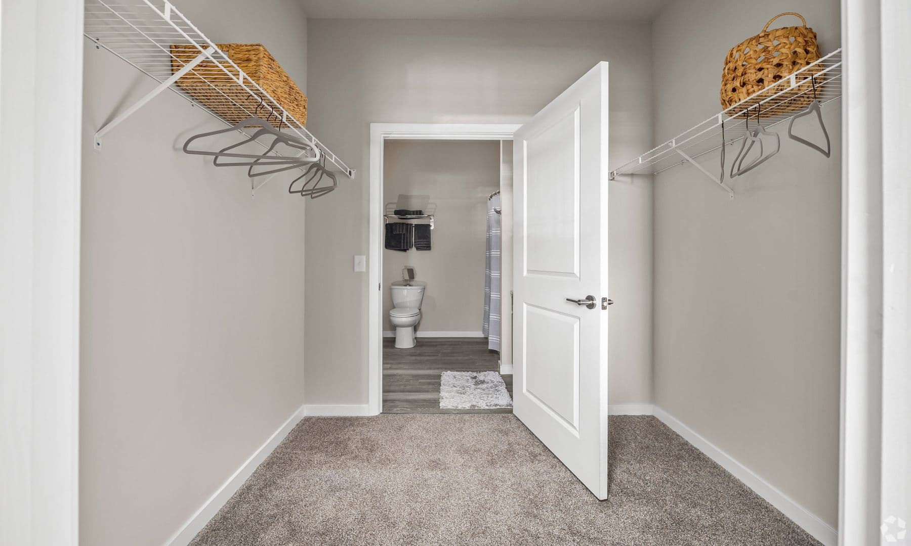 Carlisle Apartment: 5 Northside Village Lane