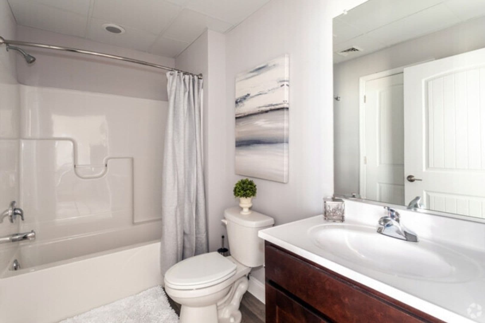 York Apartment: 200 5th Avenue